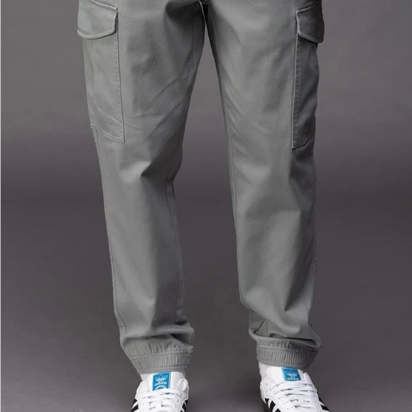 Abercrombie & Fitch Boys Gray Cargo Pants 7 NWT - Picture 1 of 2